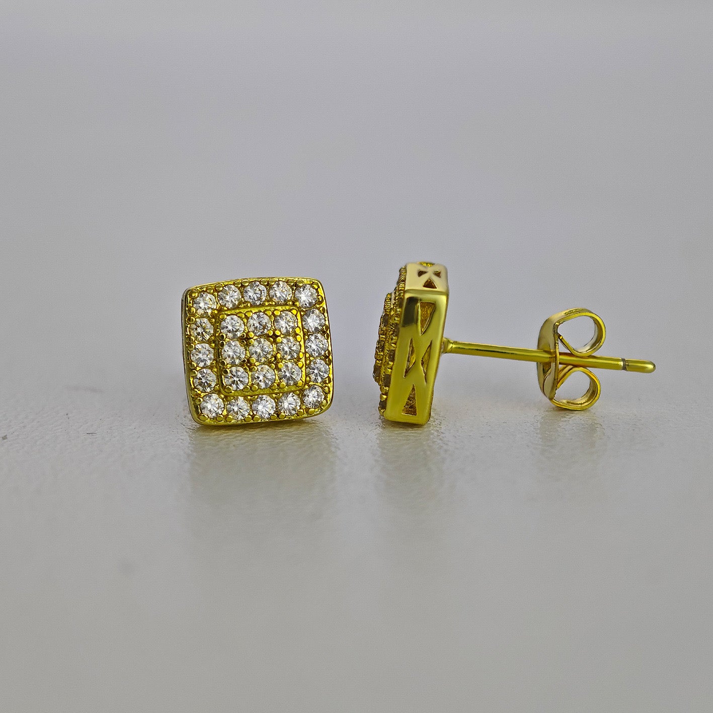 Zicornia studded earrings