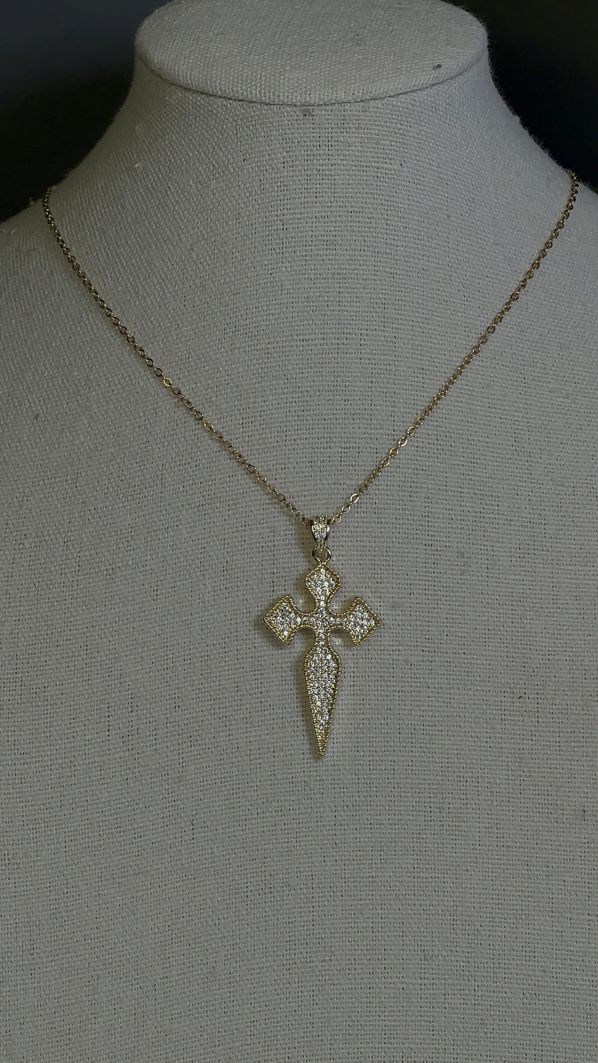 Cubic zicornia cross necklace - Ewaronkes Jewels