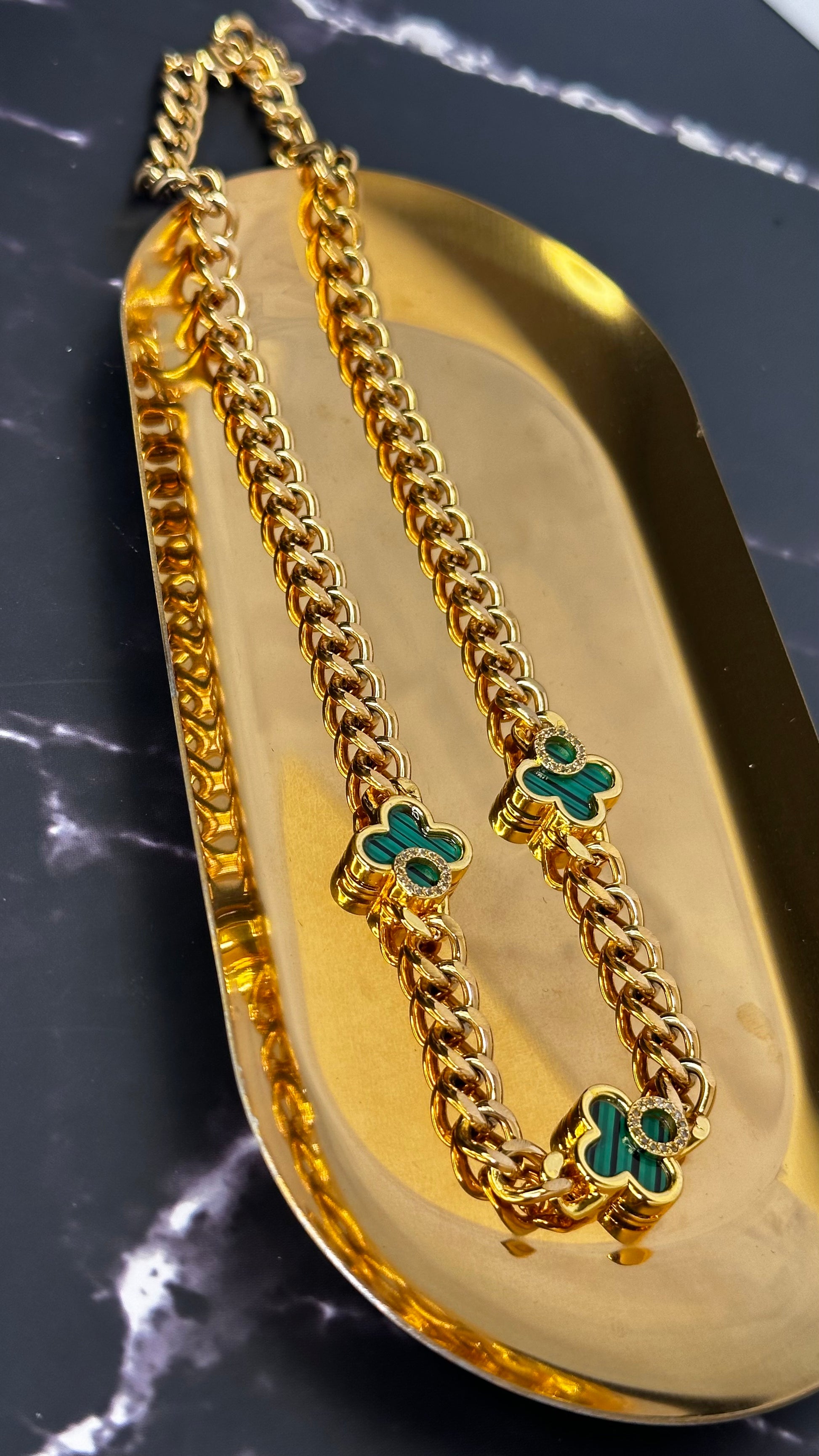 Cuban malachite Necklace - Ewaronkes Jewels