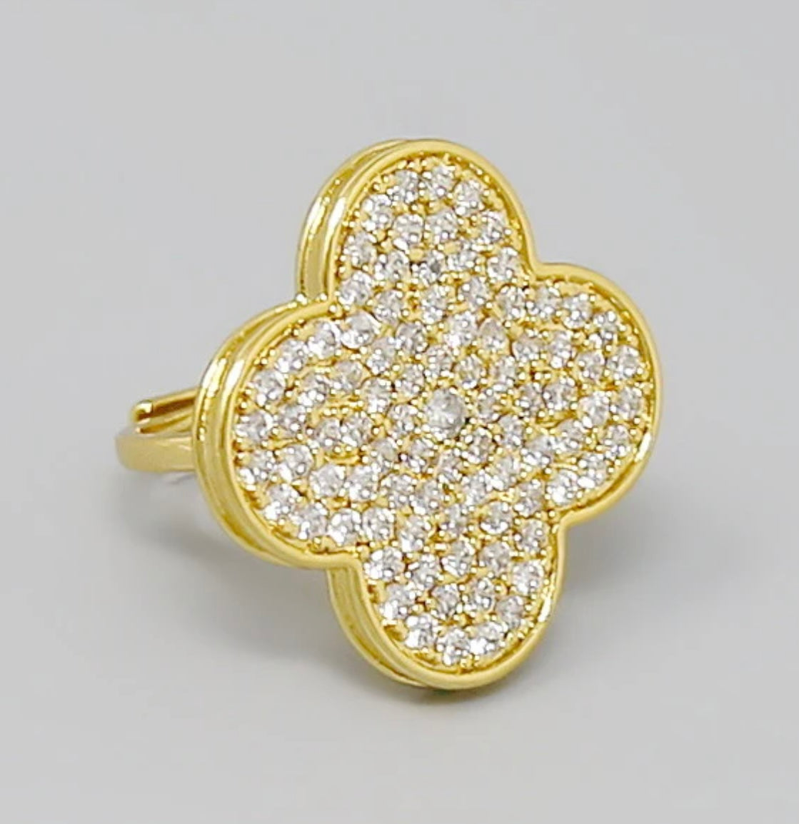 Studied clover ring - Ewaronkes Jewels