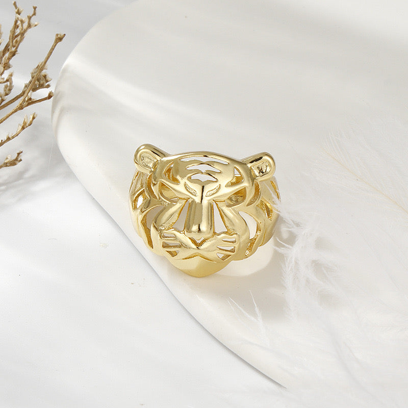 Panther Ring