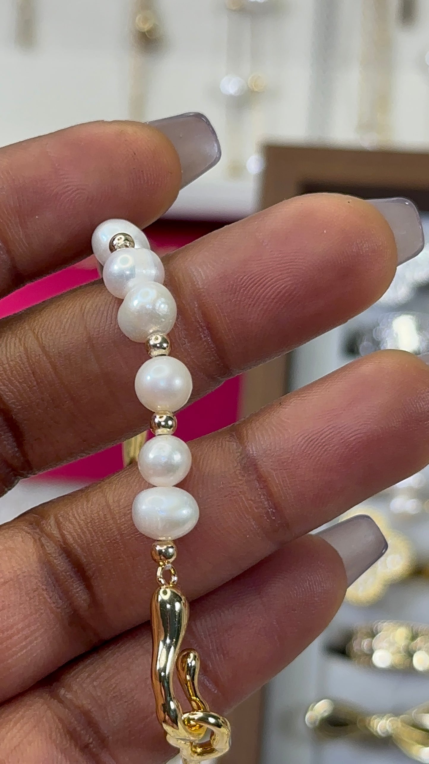 Fresh water pearl bracelets - Ewaronkes Jewels