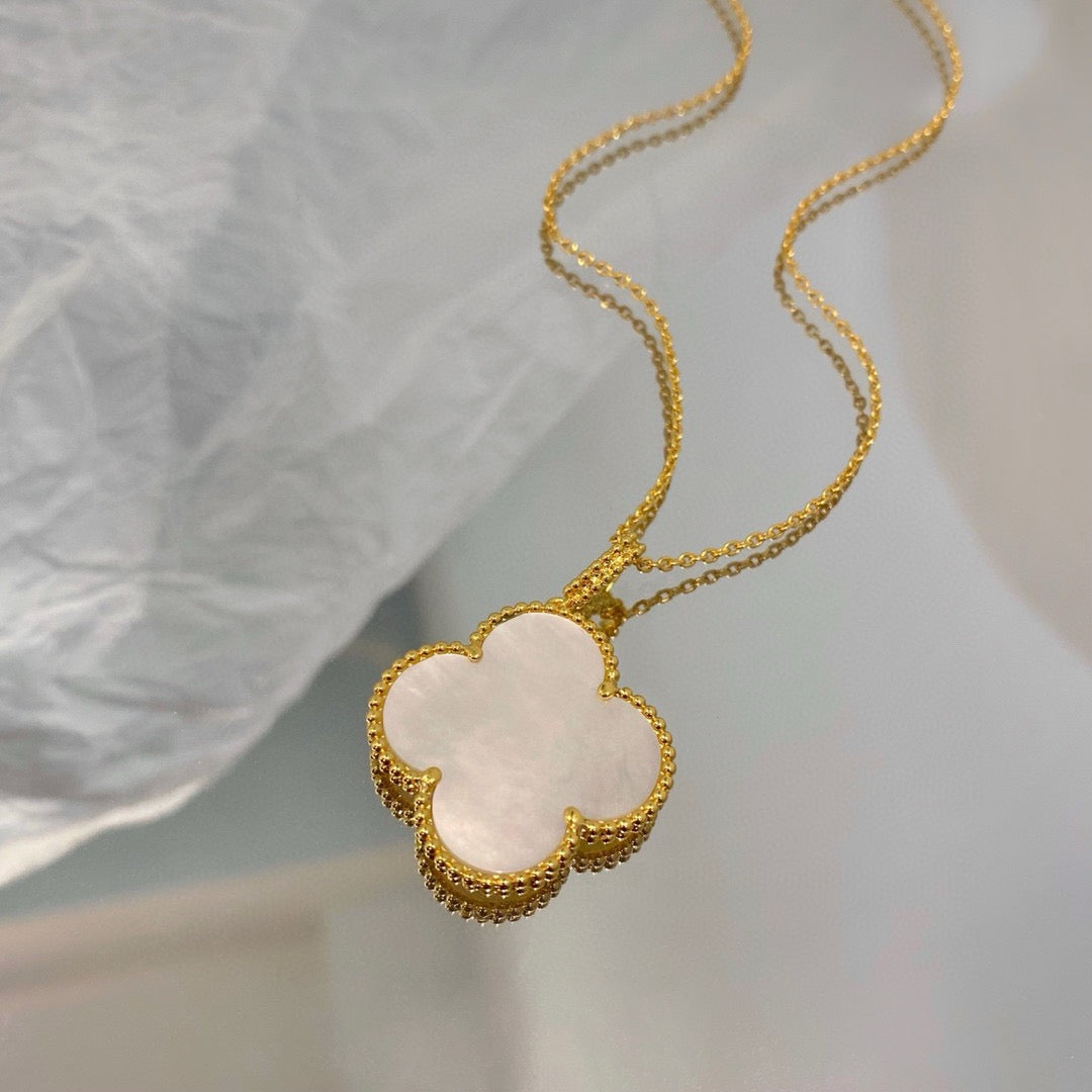 Long clover Necklace