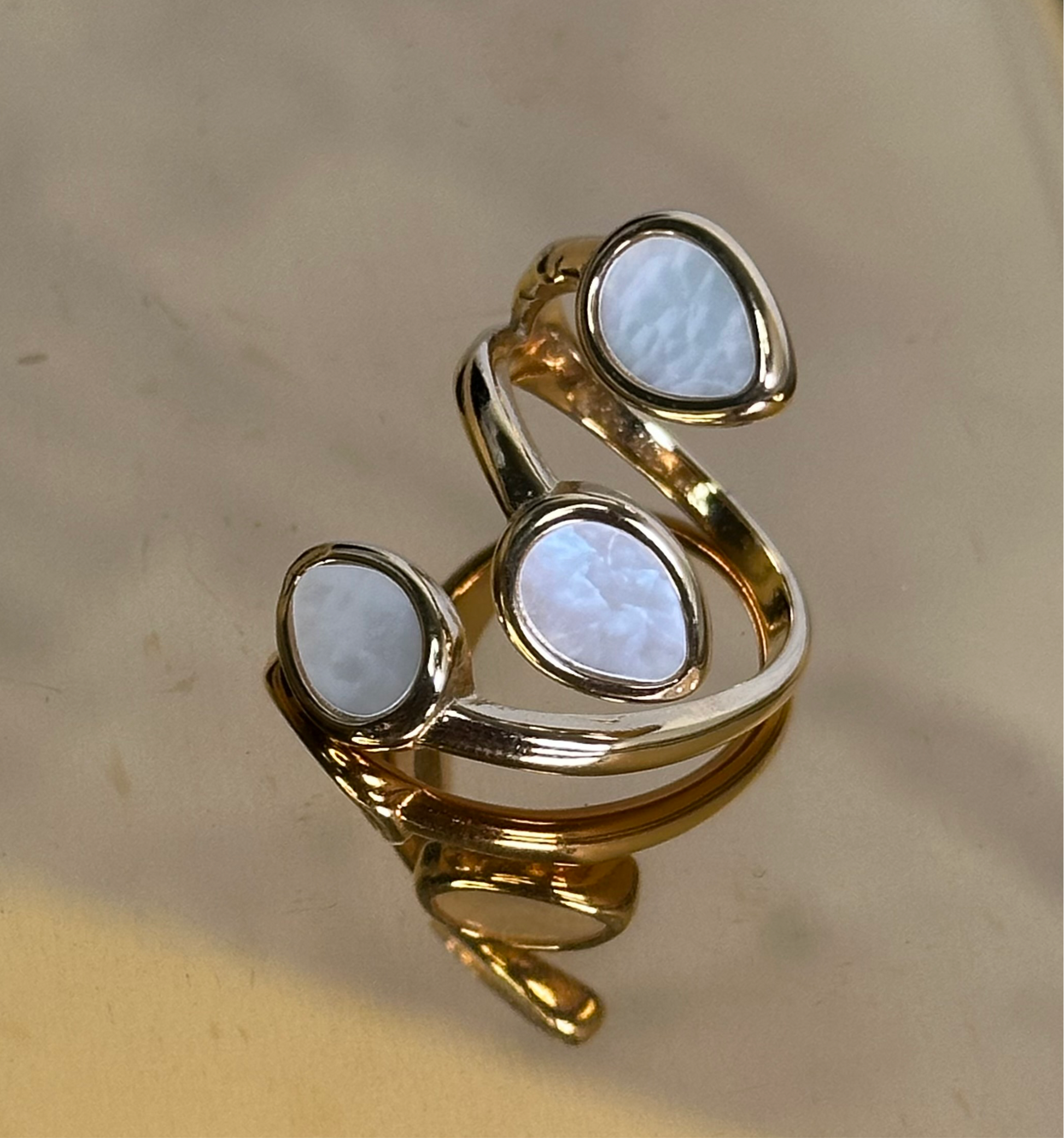 Mother of pearl Wrap around ring - Ewaronkes Jewels