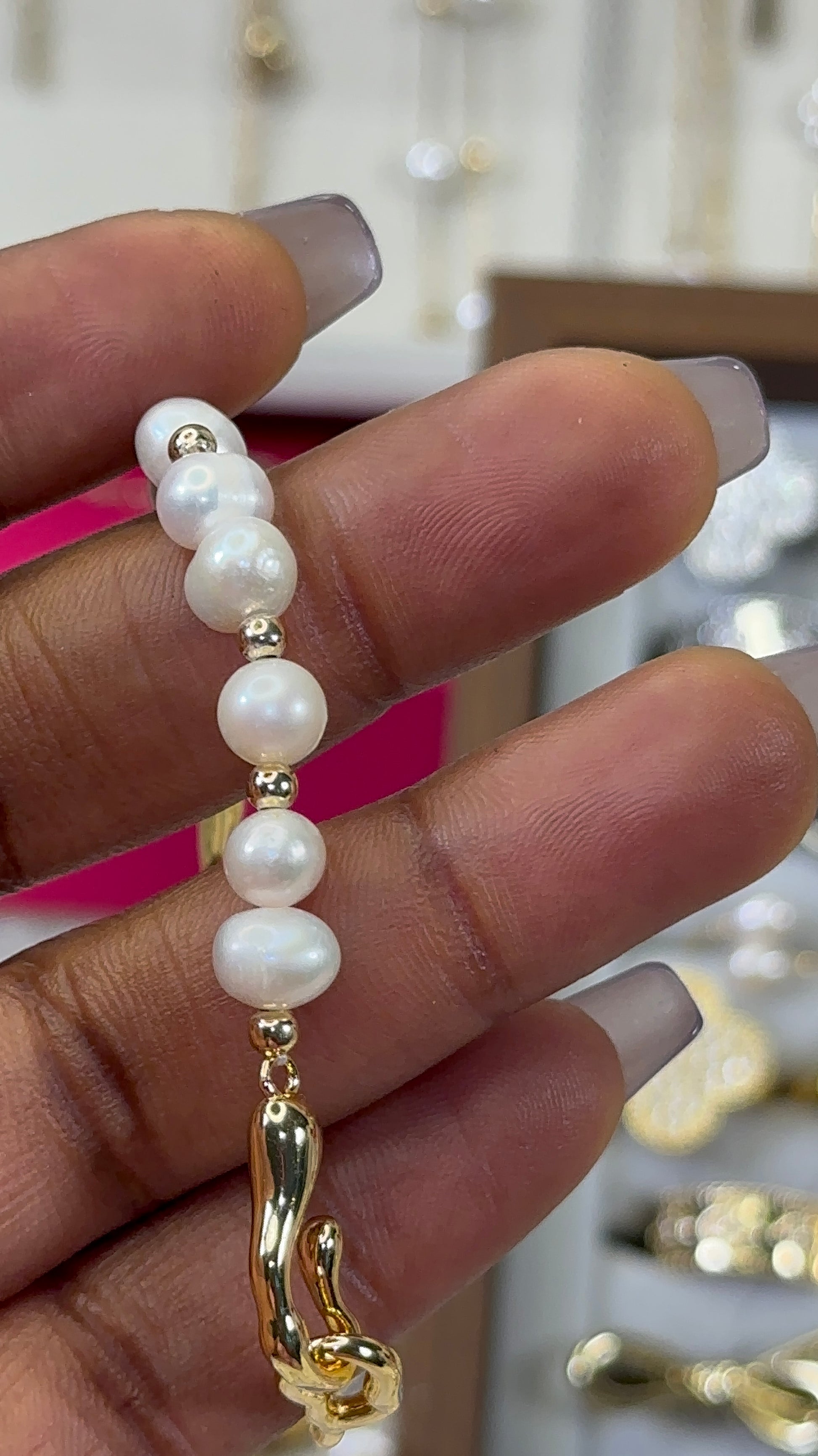 Fresh water pearl bracelets - Ewaronkes Jewels