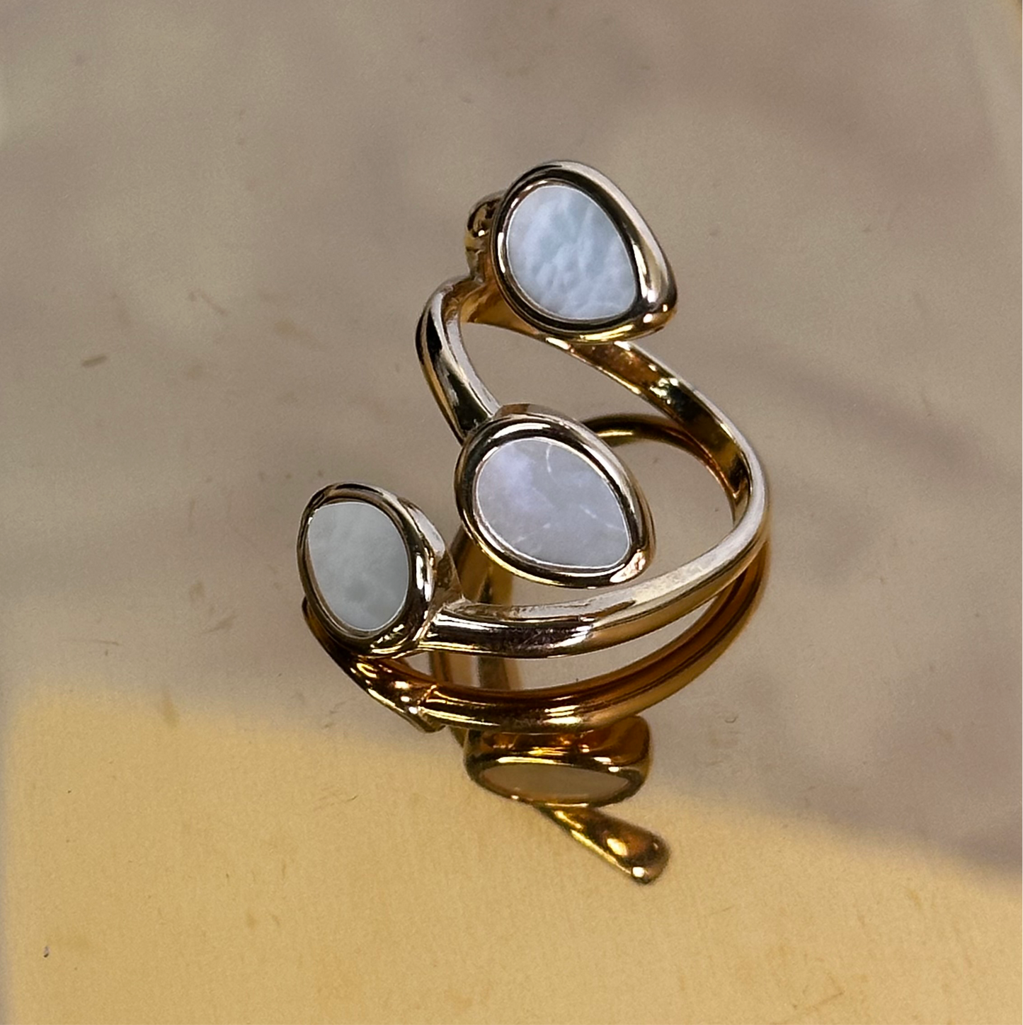 Mother of pearl Wrap around ring - Ewaronkes Jewels