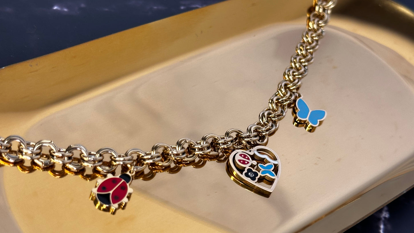 Butterfly charm bracelet - Ewaronkes Jewels