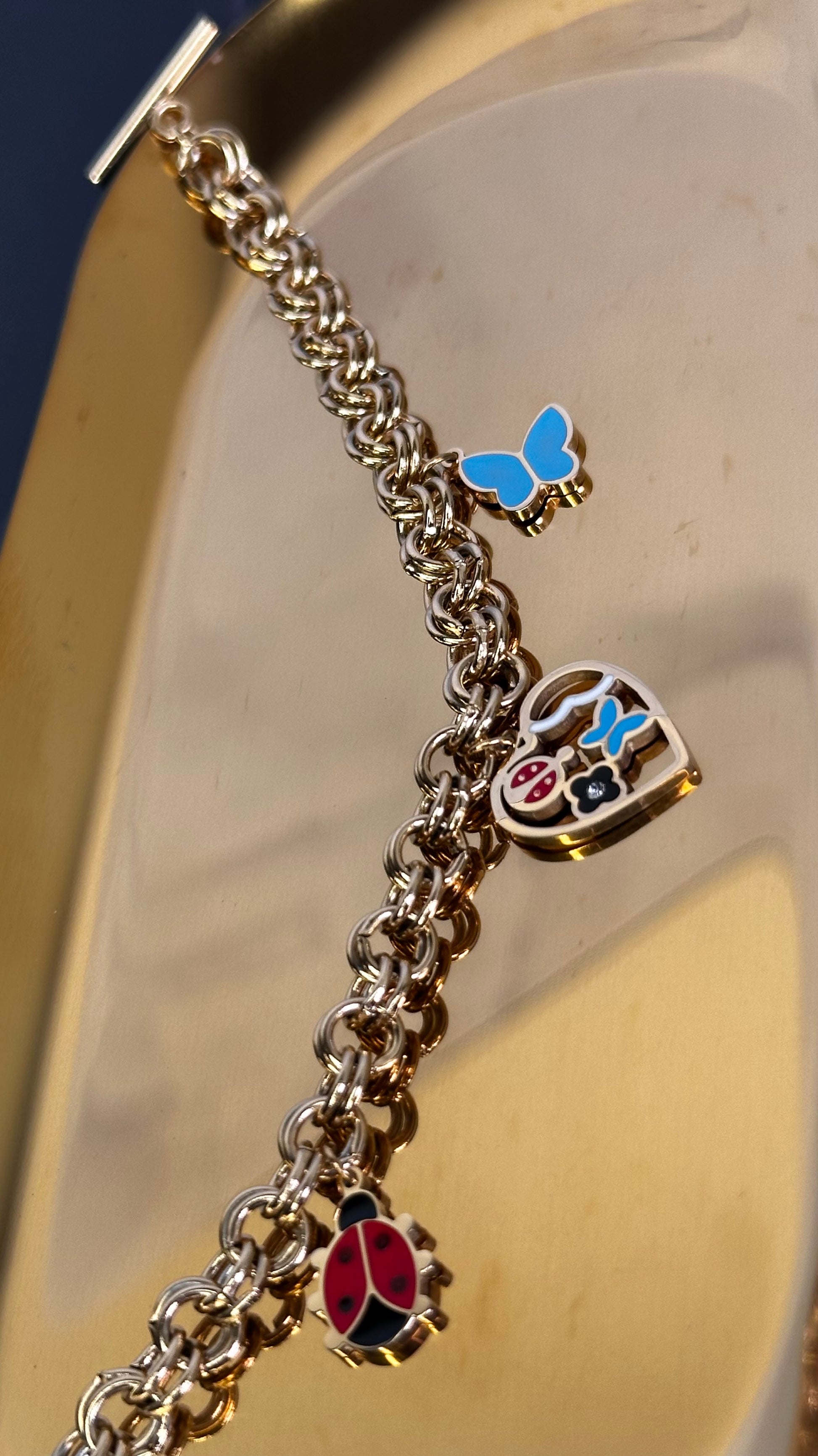 Butterfly charm bracelet - Ewaronkes Jewels