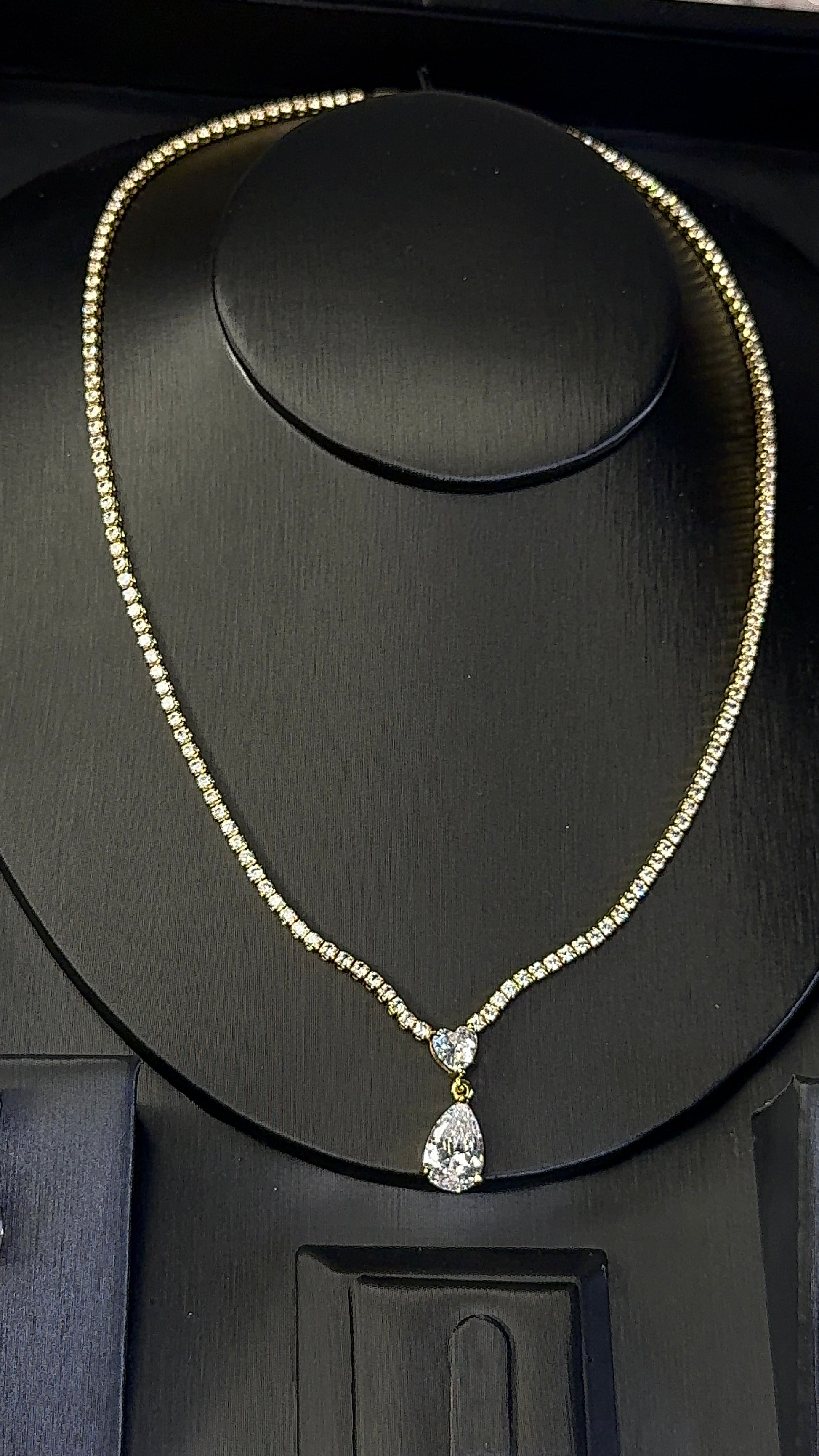 Cubic zicornia Necklace set - Ewaronkes Jewels